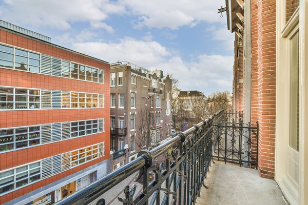 Medium property photo - Van De Veldestraat 7-2, 1071 CW Amsterdam